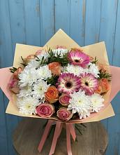 Букет цветов из:  Розы, Герберы и Хризантемы в Смоляниново