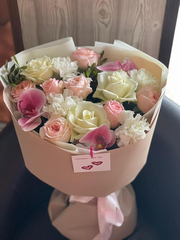 Букет цветов из: Орхидеи, Розы и Гвоздики в Смоляниново