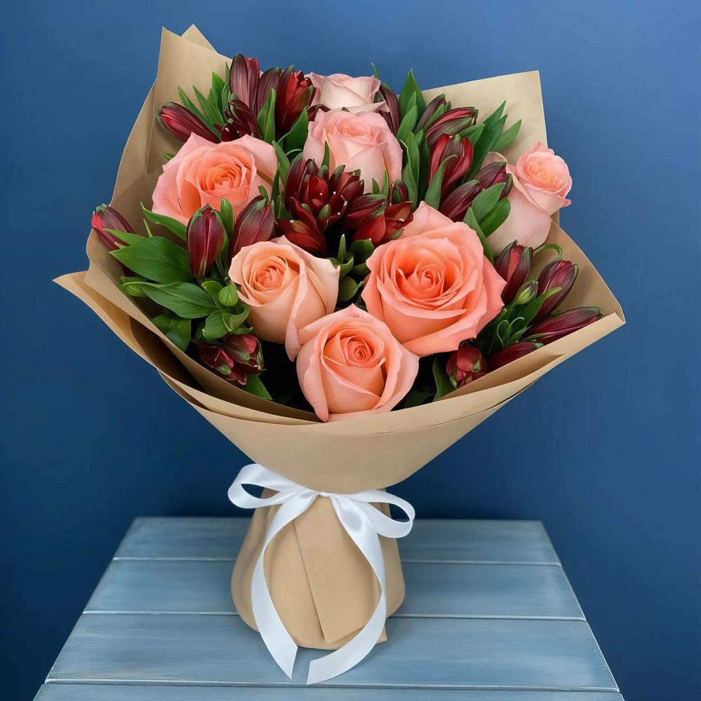 Букет цветов из: Розы и Альстромерии в Смоляниново