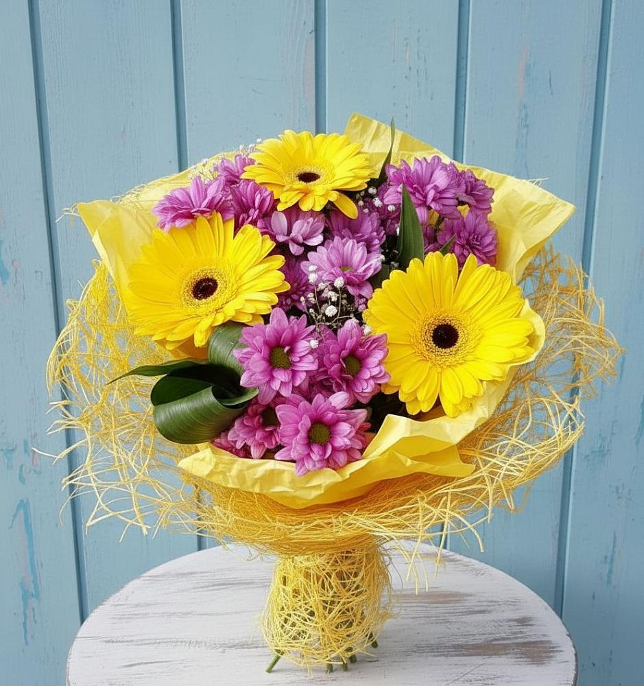 Букет цветов из: Хризантемы и Герберы в Смоляниново