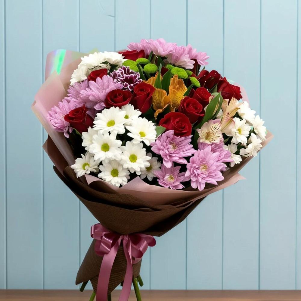 Букет цветов из: Розы, Хризантемы и Альстромерии в Смоляниново