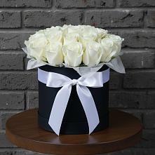 Цветочная композиция из Розы в шляпной коробке в Смоляниново